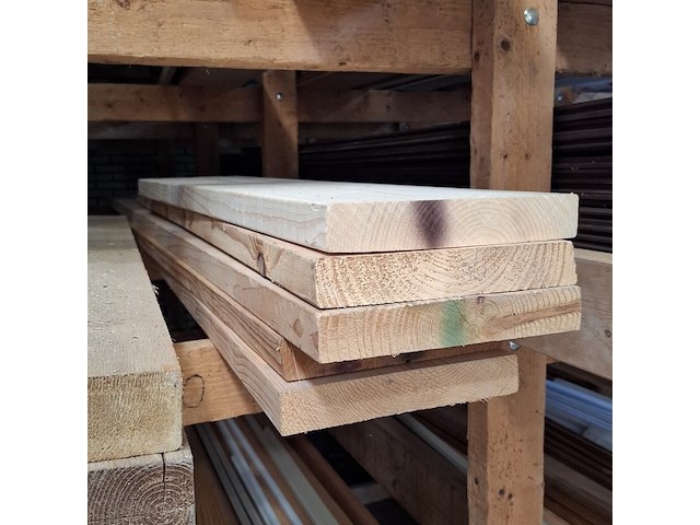 Partij houten planken en latten in 7x vak - afbeelding 36 van  36