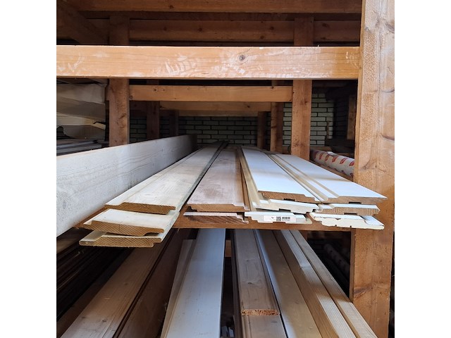 Partij houten planken in 3x vak - afbeelding 10 van  18