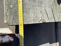 Partij houten planken in stalen juck - afbeelding 9 van  9