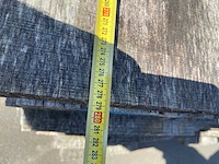 Partij houten planken in stalen juck - afbeelding 3 van  4