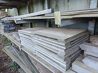 Partij houten planken, palen en vlonderplanken - afbeelding 3 van  6