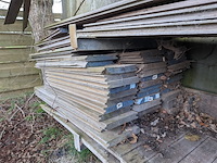 Partij houten planken, palen en vlonderplanken - afbeelding 4 van  6