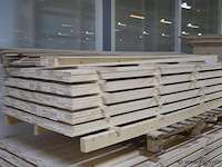 Partij houten planken - afbeelding 1 van  4