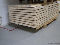 Partij houten planken - afbeelding 1 van  4