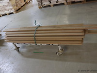 Partij houten planken - afbeelding 1 van  4