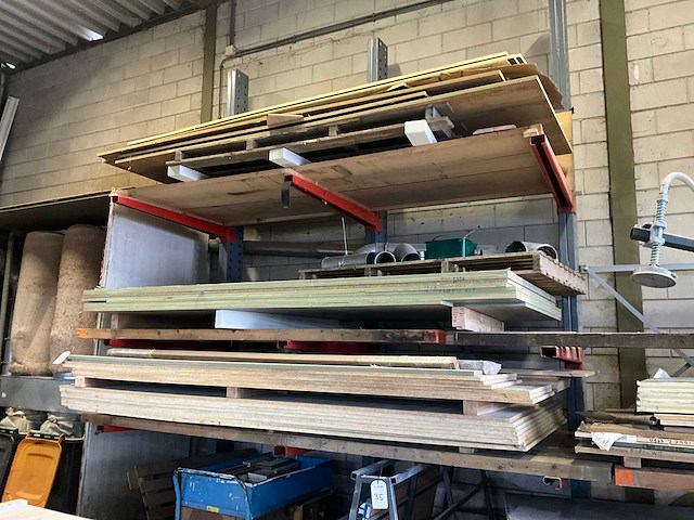 Partij houten platen - afbeelding 1 van  4