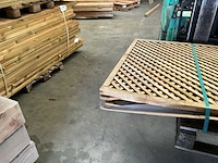 Partij houten tuinafscherming - afbeelding 5 van  9