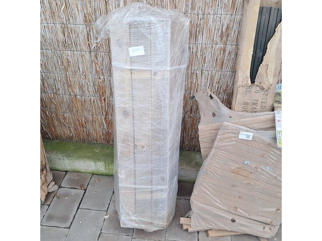 Partij houten tuinmeubilair o.a. hillhout - afbeelding 2 van  10