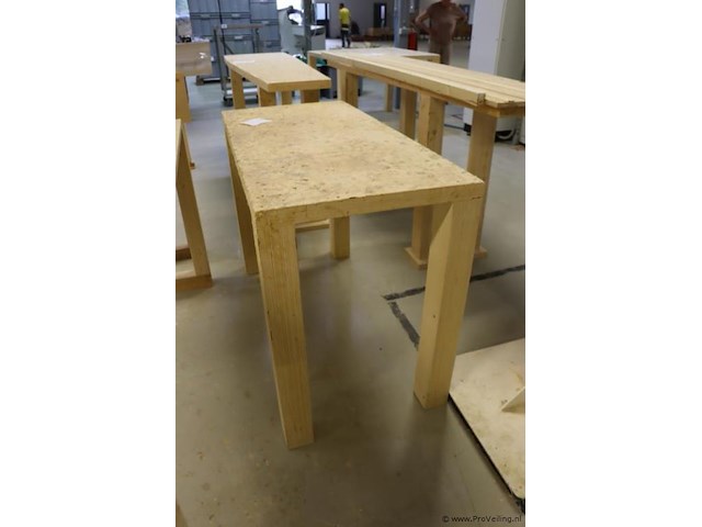 Partij houten werktafels - 5 stuks - afbeelding 4 van  8