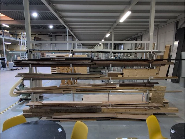 Partij houtplaatmateriaal, planken en latten - afbeelding 2 van  10