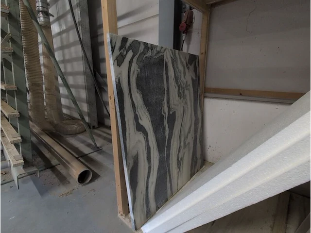 Partij houtplaatmateriaal, planken en latten - afbeelding 6 van  10