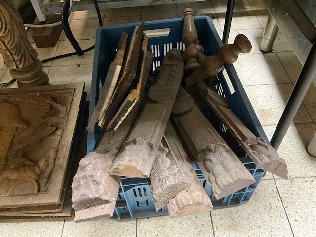 Partij houtsnijwerken panelen - afbeelding 8 van  8