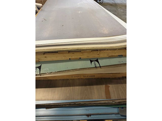 Partij hpl platen circa 300x130cm o.a. formica - afbeelding 14 van  18