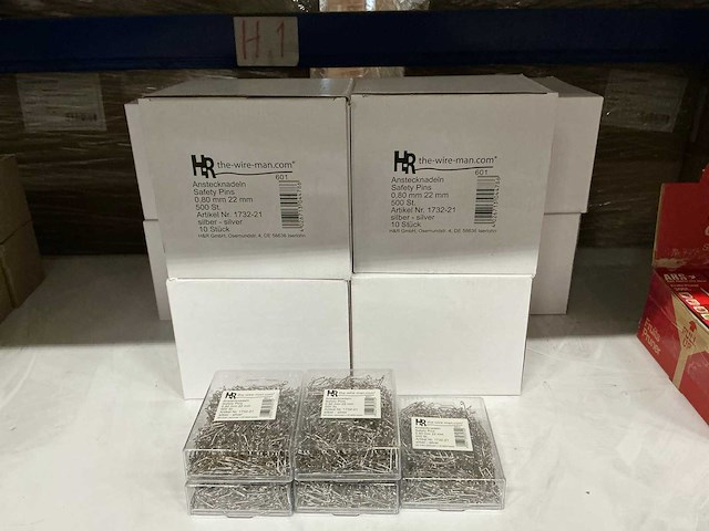 Partij hr veiligheidsspelden 0,80mm 22mm silver 500st per verpakking (100x) - afbeelding 1 van  1