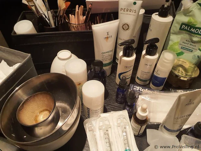 Partij huidverzorgingsproducten o.a. advanced professional peels peelpakket glyco 3 peel - afbeelding 3 van  6