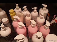 Partij huidverzorgingsproducten o.a. fast skin repair - afbeelding 5 van  6