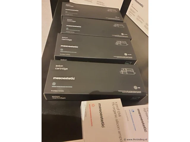 Partij huidverzorgingsproducten o.a. mesoestetic professionele booster- en ampulkit - afbeelding 3 van  7