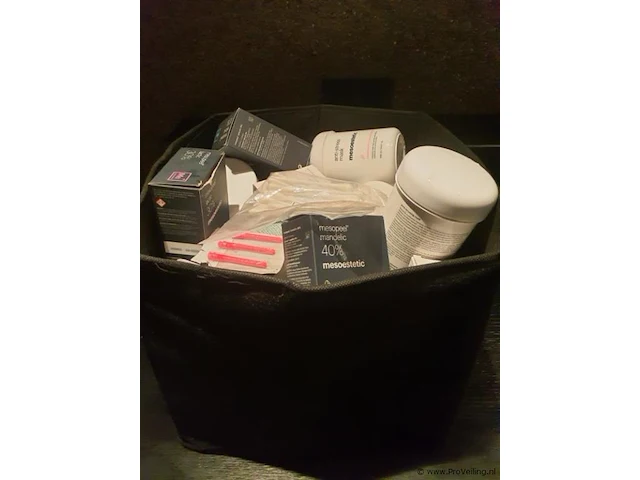 Partij huidverzorgingsproducten o.a. mesopeel peeling - afbeelding 4 van  4