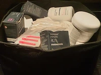 Partij huidverzorgingsproducten o.a. mesopeel peeling - afbeelding 4 van  4