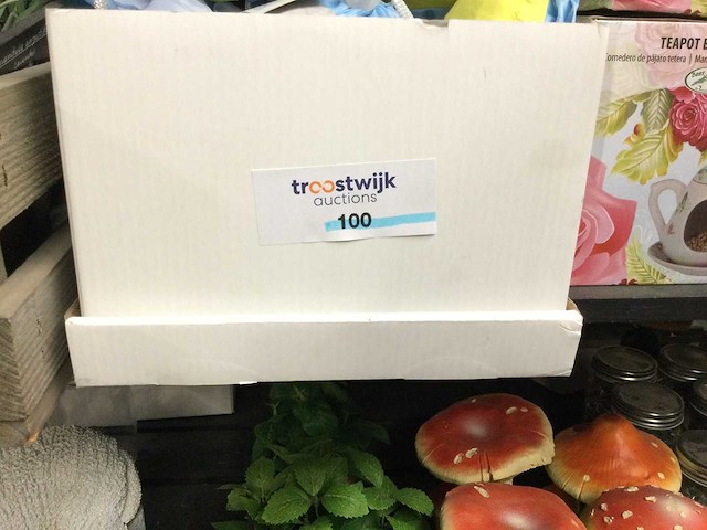 Partij huishoudelijke- en tuinartikelen - afbeelding 6 van  14