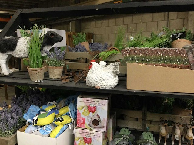 Partij huishoudelijke- en tuinartikelen - afbeelding 11 van  14