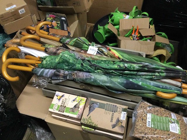 Partij huishoudelijke- en tuinartikelen - afbeelding 3 van  9