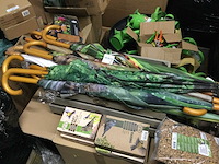 Partij huishoudelijke- en tuinartikelen - afbeelding 3 van  9