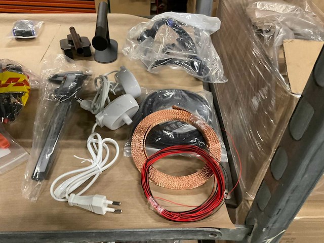 Partij huishoudelijke apparaten en divers - afbeelding 4 van  17