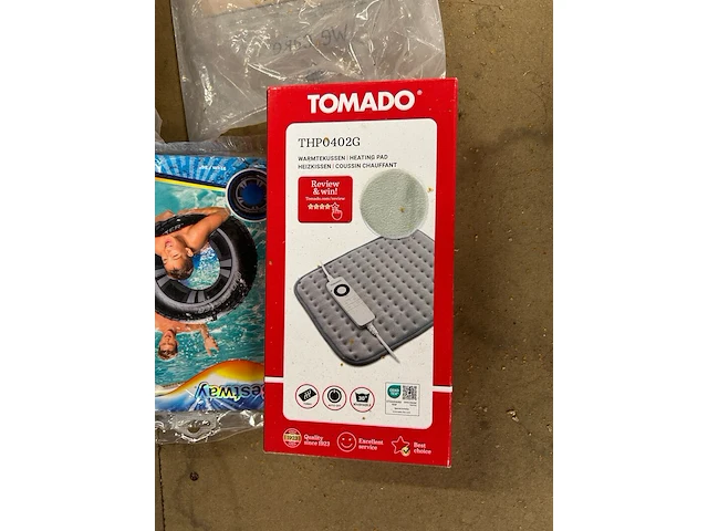 Partij huishoudelijke artikelen en accessoires w.o. brabantia, bestway en tomado - afbeelding 6 van  8