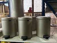 Partij huishoudelijke artikelen w.o. magnetron w.o. brabantia, severin - afbeelding 7 van  9