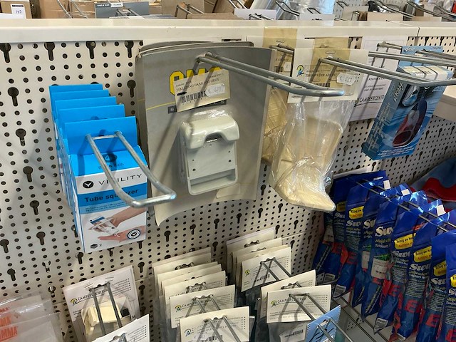 Partij huishoudelijke artikelen - afbeelding 9 van  21