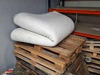 Partij huisraad o.a. tv, eetkamertafel, horeca stoelen - afbeelding 9 van  24