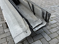 Partij hulpstukken cementgolf platen - afbeelding 2 van  3