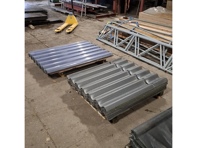 Partij hulpstukken golfplaten - afbeelding 2 van  10