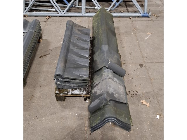 Partij hulpstukken t.b.v. golfplaten - afbeelding 9 van  9