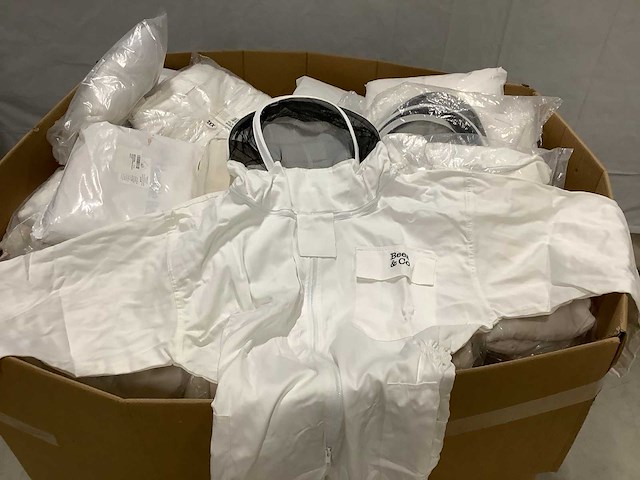 Partij humble bee imkerpak/jas - diverse maten (117x) - afbeelding 6 van  9