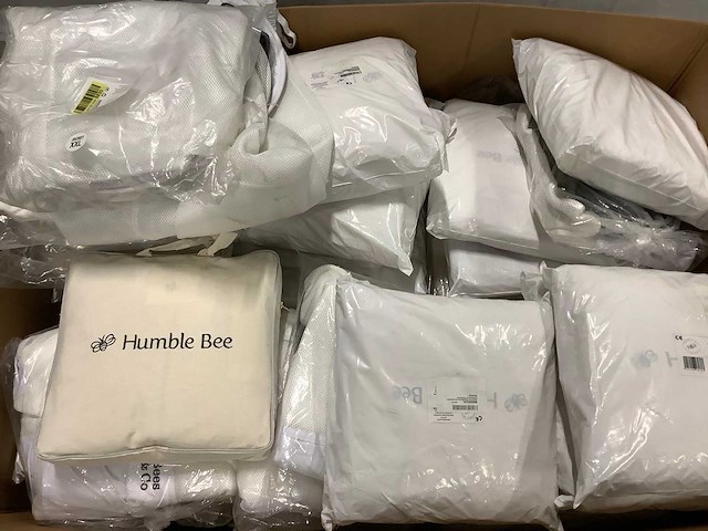 Partij humble bee imkerpak/jas - diverse maten (117x) - afbeelding 1 van  9