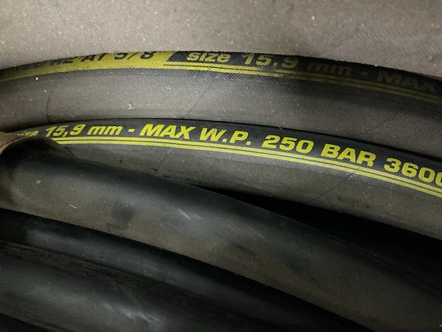 Partij hydraulick slangen - afbeelding 5 van  11