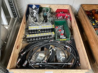 Partij hydrauliek materialen - afbeelding 1 van  3