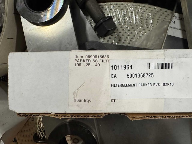 Partij hydrauliek & mechanische onderdelen mix (218kg) - afbeelding 4 van  8