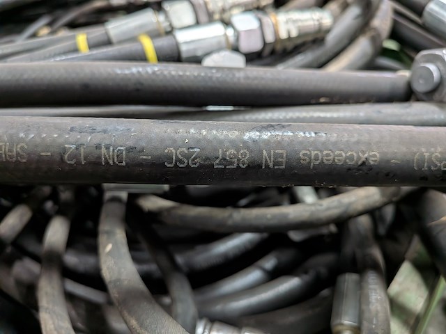 Partij hydrauliek slang met koppelingen - afbeelding 7 van  10