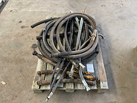 Partij hydrauliek slangen - afbeelding 1 van  3