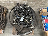 Partij hydrauliek slangen - afbeelding 2 van  5