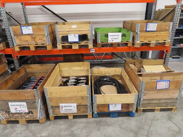 Partij hydrauliek - afbeelding 1 van  22