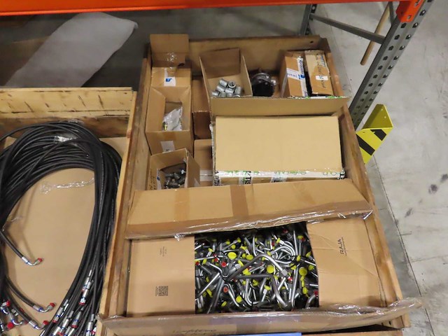 Partij hydrauliek - afbeelding 10 van  22