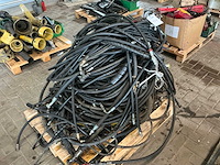 Partij hydrauliekslang - afbeelding 1 van  3