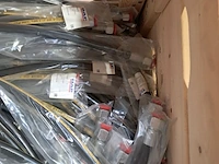 Partij hydrauliekslangen, o.a daf, parker, o.a hm107519 - afbeelding 6 van  9