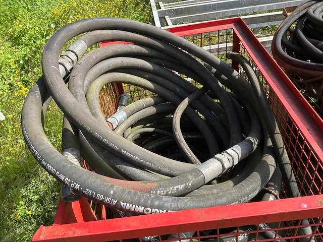Partij hydrauliekslangen - afbeelding 4 van  4