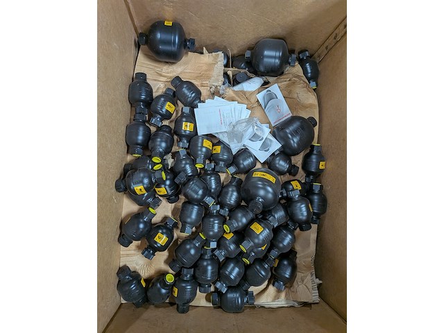 Partij hydraulische accumulatoren hydac - afbeelding 2 van  9