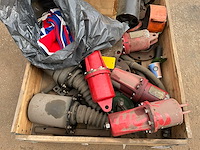 Partij hydraulische cilinders en industriële componenten - afbeelding 3 van  4